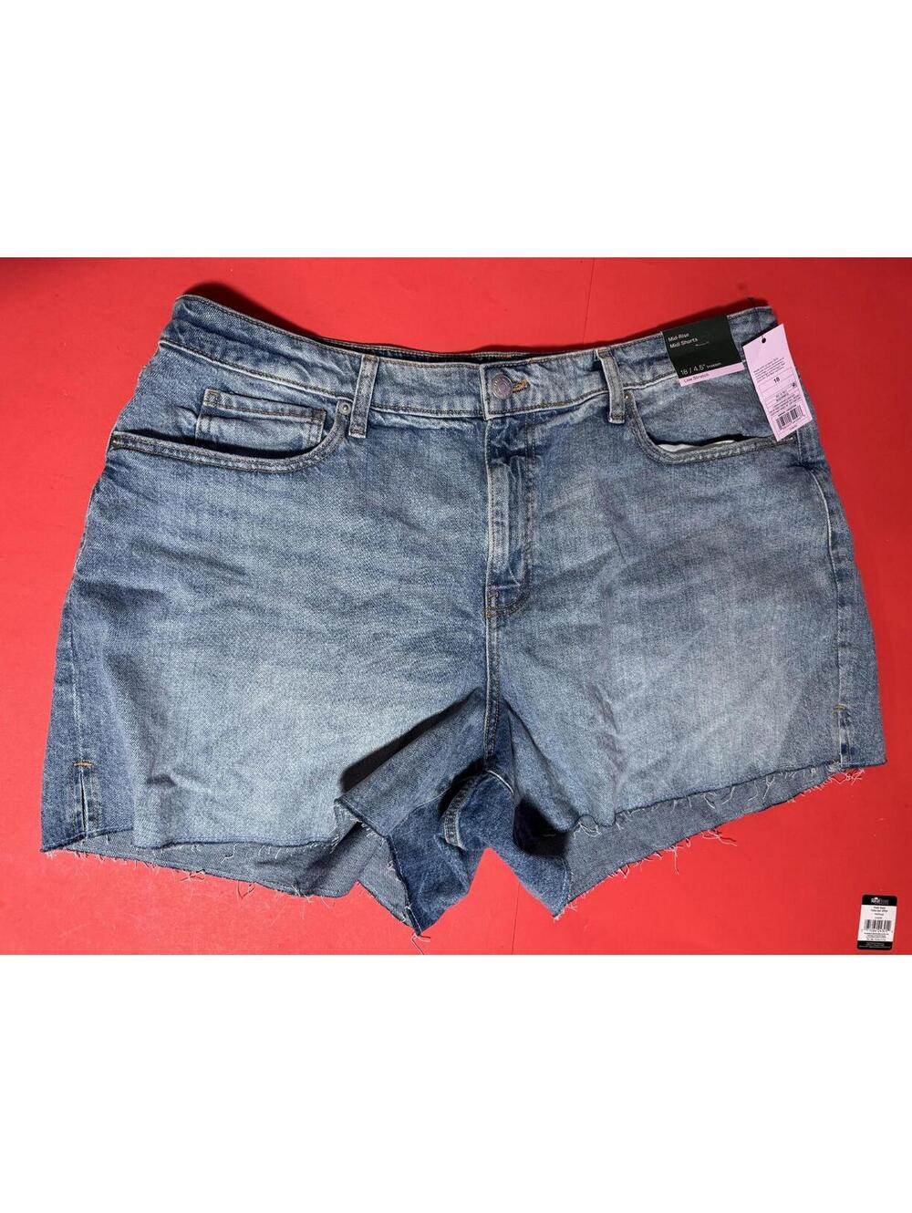 Wild Fable Denim Shorts Mid-Rise Midi Distressed Womens Size 18 R NWT! NEW!